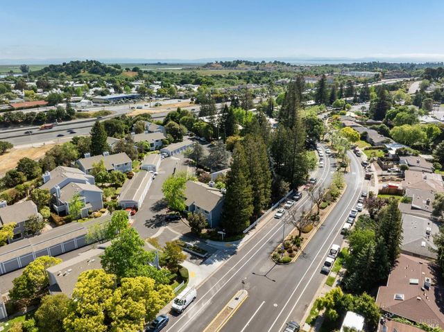 50 Hector Ln, Novato, CA 94949