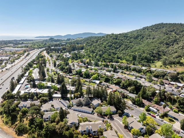 50 Hector Ln, Novato, CA 94949