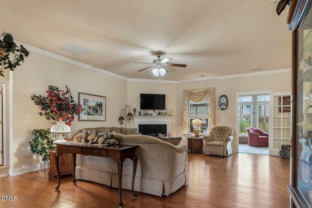 522 Sippihaw Oaks Drive, Fuquay Varina, NC 27526