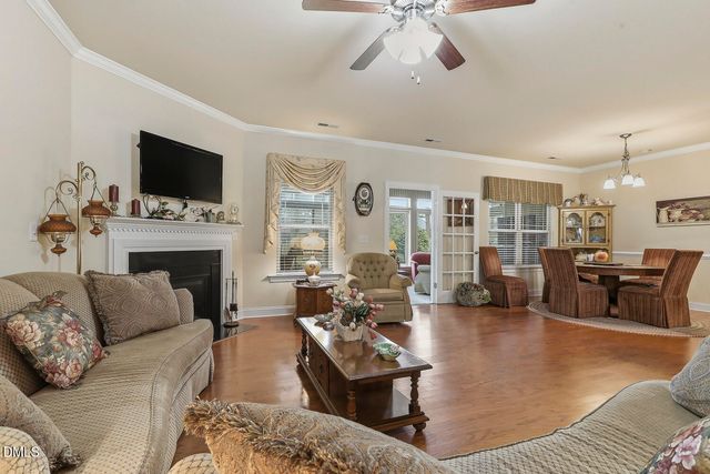 522 Sippihaw Oaks Drive, Fuquay Varina, NC 27526