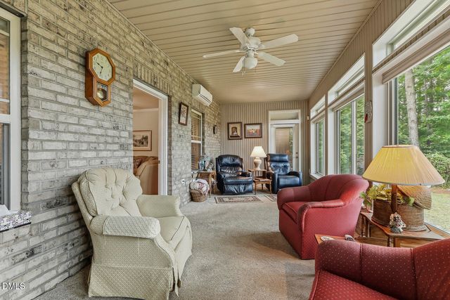 522 Sippihaw Oaks Drive, Fuquay Varina, NC 27526