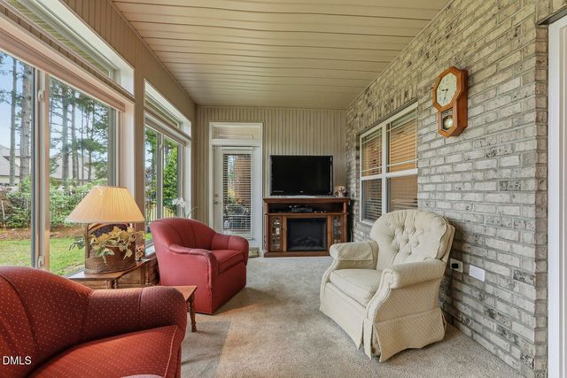 522 Sippihaw Oaks Drive, Fuquay Varina, NC 27526