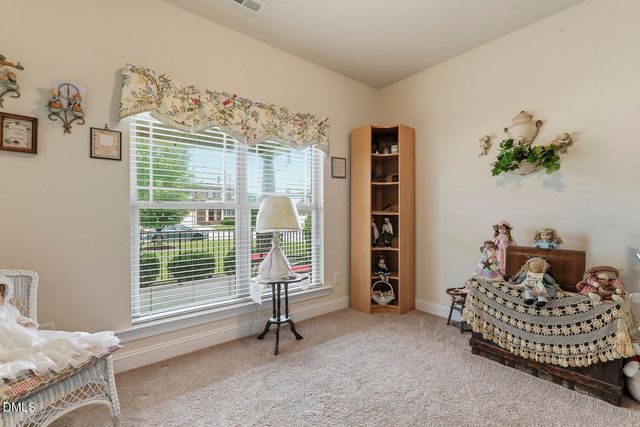 522 Sippihaw Oaks Drive, Fuquay Varina, NC 27526