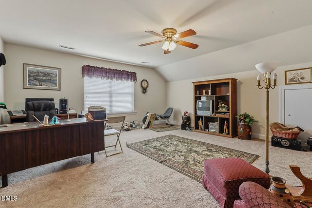 522 Sippihaw Oaks Drive, Fuquay Varina, NC 27526