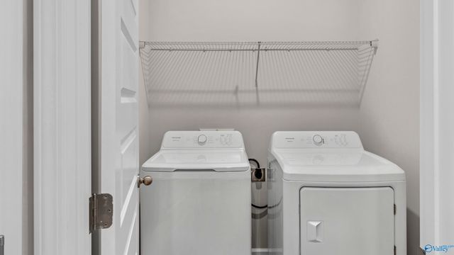 3349 Feldspar Drive SW, Limestone, AL 35756