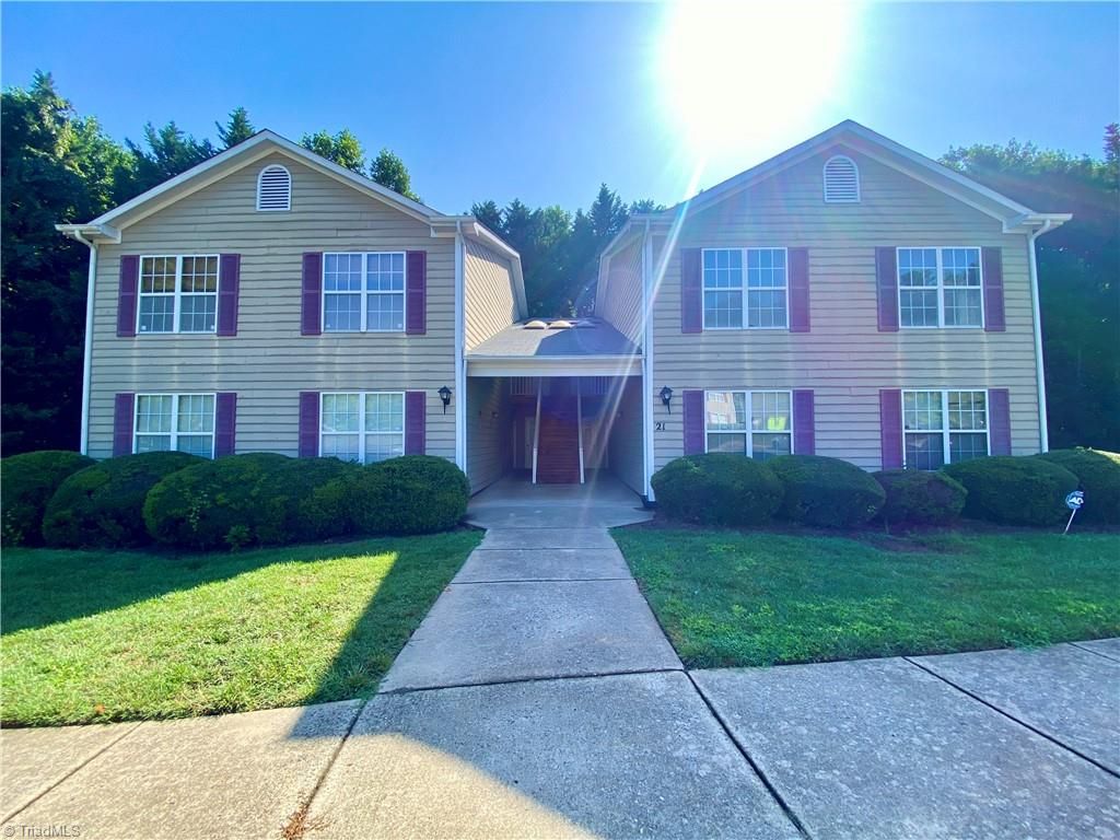 21 Meadowood Glen Way D, Greensboro, NC 27409