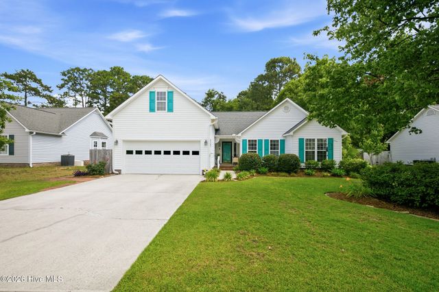 5121 Woods Edge Road, Wilmington, NC 28409
