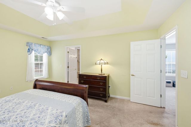 5121 Woods Edge Road, Wilmington, NC 28409