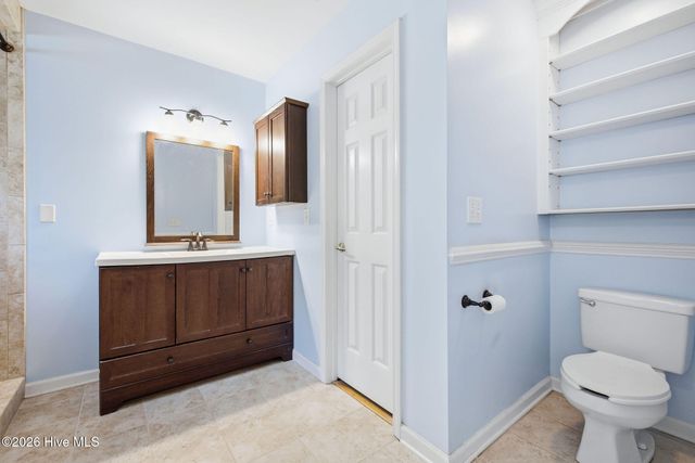 5121 Woods Edge Road, Wilmington, NC 28409