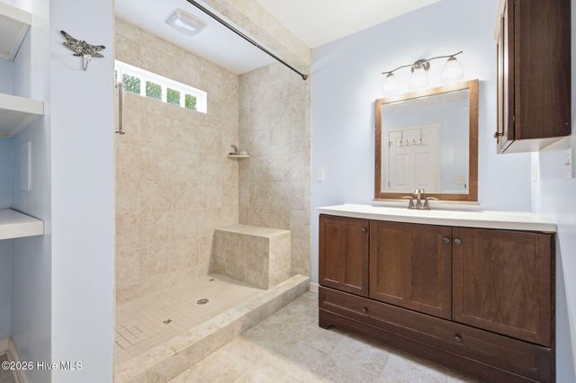 5121 Woods Edge Road, Wilmington, NC 28409