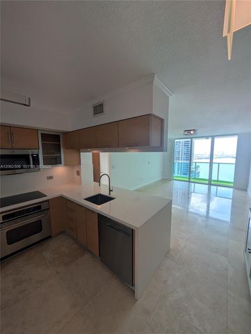 31 SE 5 3002, Miami, FL 33131
