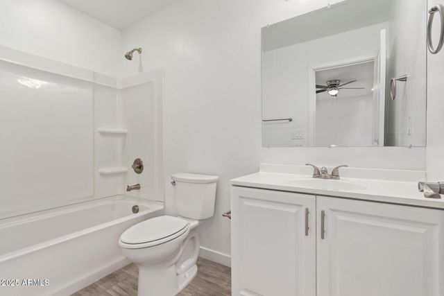 438 LIESEN Drive, Morristown, AZ 85342