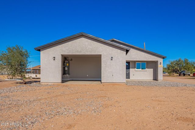 438 LIESEN Drive, Morristown, AZ 85342