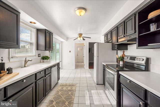 1111 MIRGA CIR, Baltimore, MD 21207