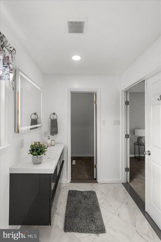 1111 MIRGA CIR, Baltimore, MD 21207