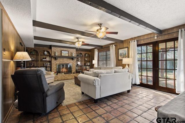 2701 Fairfax, Tyler, TX 75701