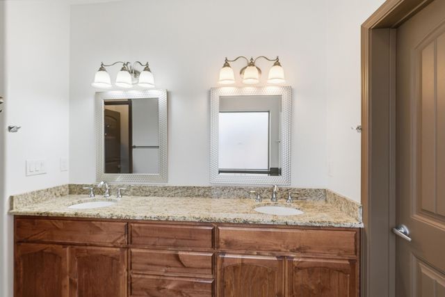 4624 8th Street NW, Albuquerque, NM 87107