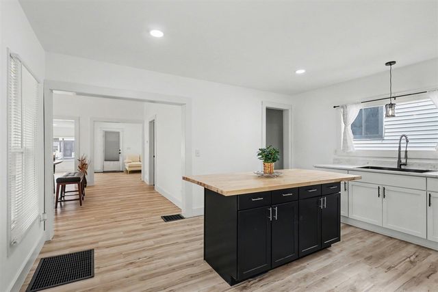 239 E Isabella Avenue, Muskegon, MI 49442