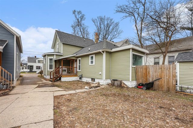 239 E Isabella Avenue, Muskegon, MI 49442