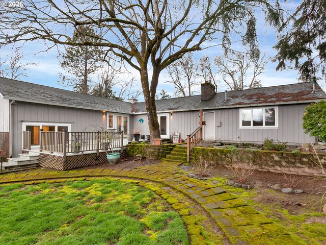 11940 Sw FAIRCREST St, Portland, OR 97225