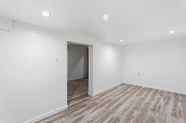 6089 54th Street, Maspeth, NY 11378
