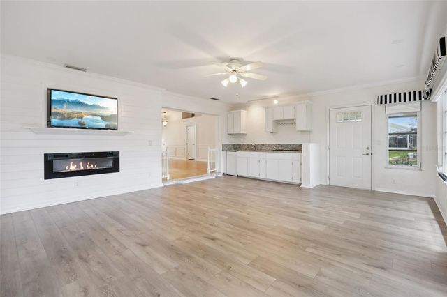 25904 NEWCOMBE CIRCLE, Leesburg, FL 34748