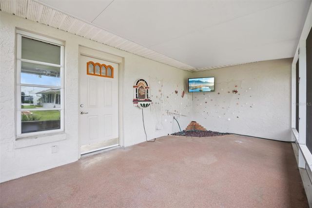 25904 NEWCOMBE CIRCLE, Leesburg, FL 34748