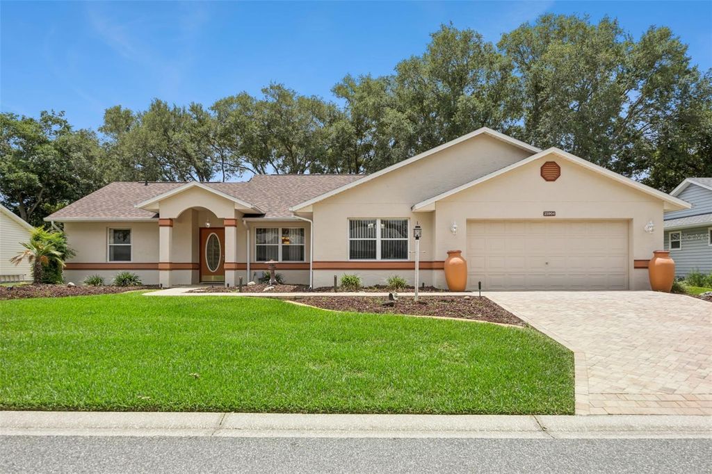 25904 NEWCOMBE CIRCLE, Leesburg, FL 34748