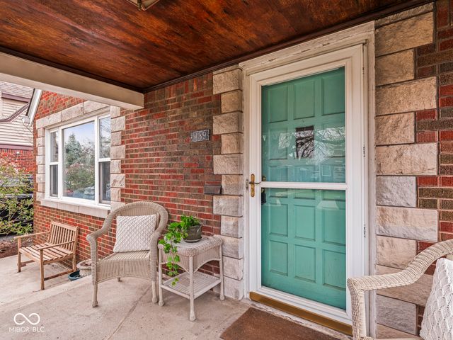 1139 N Hawthorne Lane, Indianapolis, IN 46219