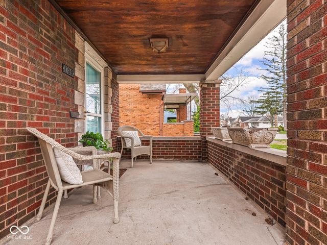 1139 N Hawthorne Lane, Indianapolis, IN 46219