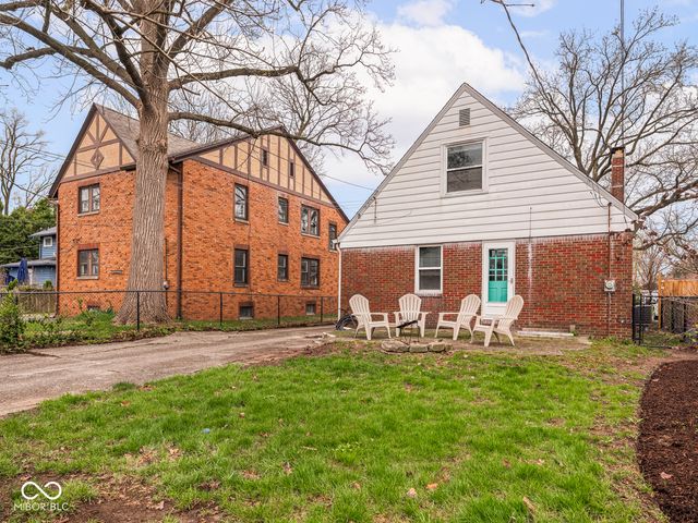 1139 N Hawthorne Lane, Indianapolis, IN 46219