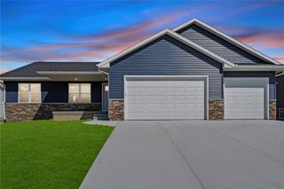 206 Endeavor Avenue, Urbana, IA 52345