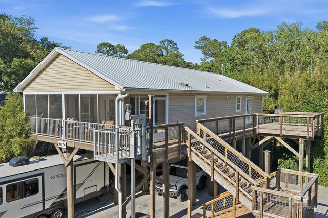 9624 N Bay Road, Foley, AL 36535