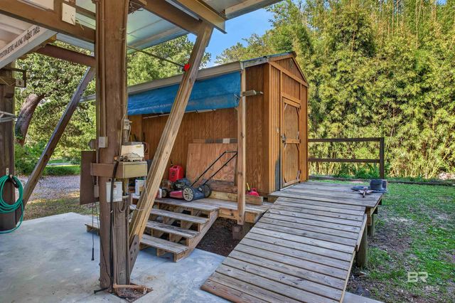 9624 N Bay Road, Foley, AL 36535