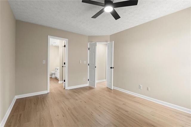 1914 Brittania Circle, Woodstock, GA 30188