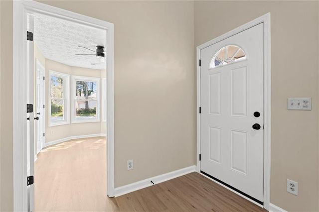 1914 Brittania Circle, Woodstock, GA 30188