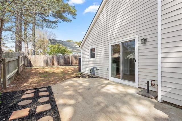 1914 Brittania Circle, Woodstock, GA 30188