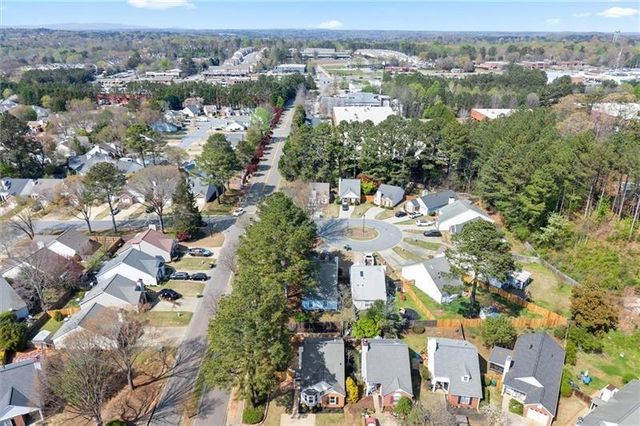 1914 Brittania Circle, Woodstock, GA 30188