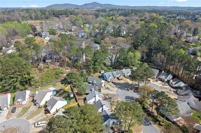 1914 Brittania Circle, Woodstock, GA 30188