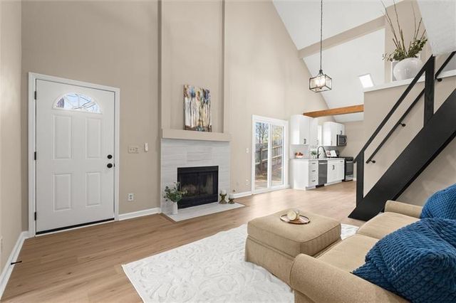 1914 Brittania Circle, Woodstock, GA 30188