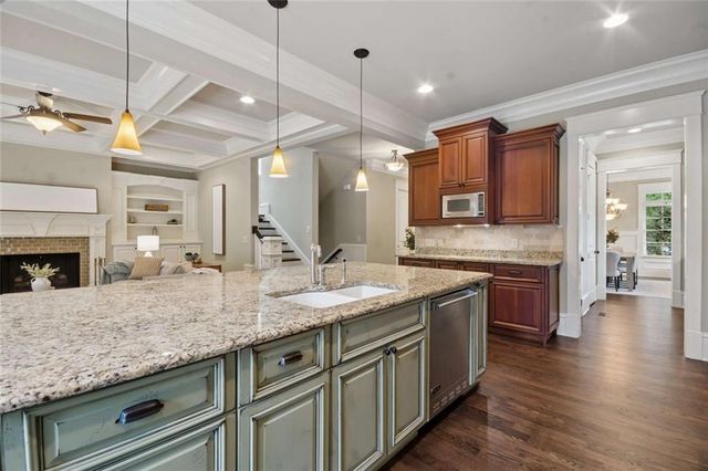 1142 Pine Grove Avenue NE, Brookhaven, GA 30319