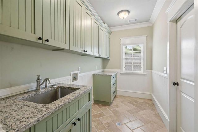 1142 Pine Grove Avenue NE, Brookhaven, GA 30319