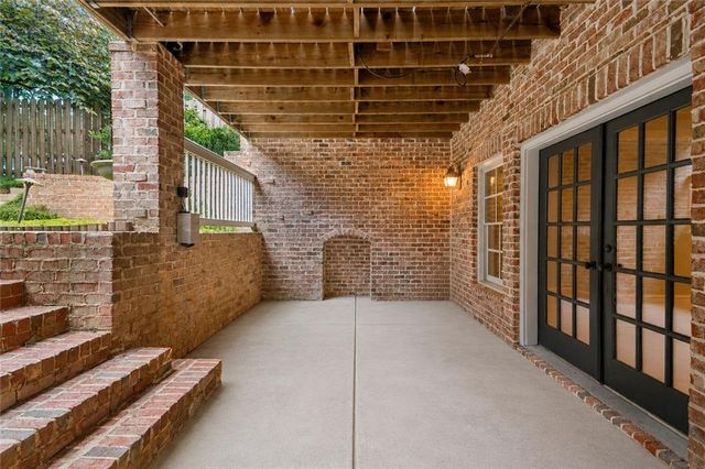1142 Pine Grove Avenue NE, Brookhaven, GA 30319