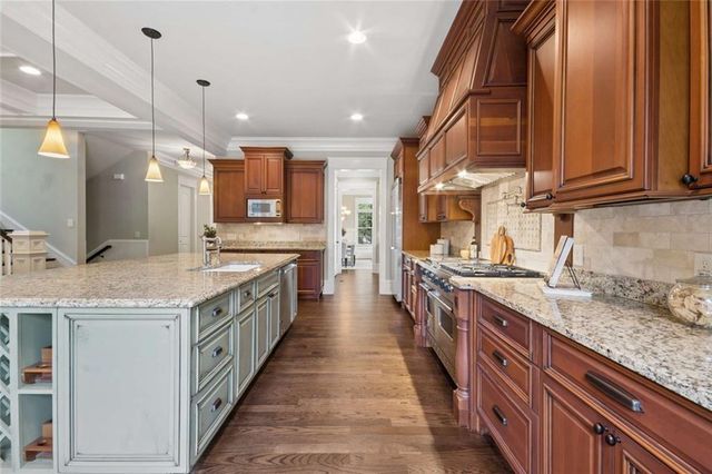 1142 Pine Grove Avenue NE, Brookhaven, GA 30319