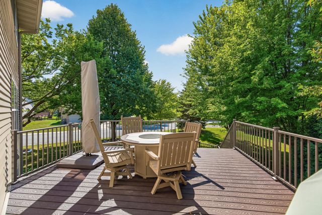1945 Clearwater Road, Waconia, MN 55387