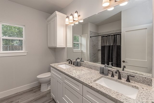 533 Limestone Circle, Mabank, TX 75147