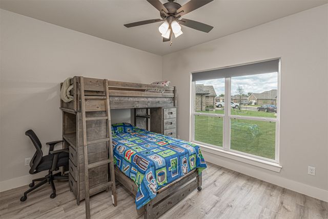 533 Limestone Circle, Mabank, TX 75147
