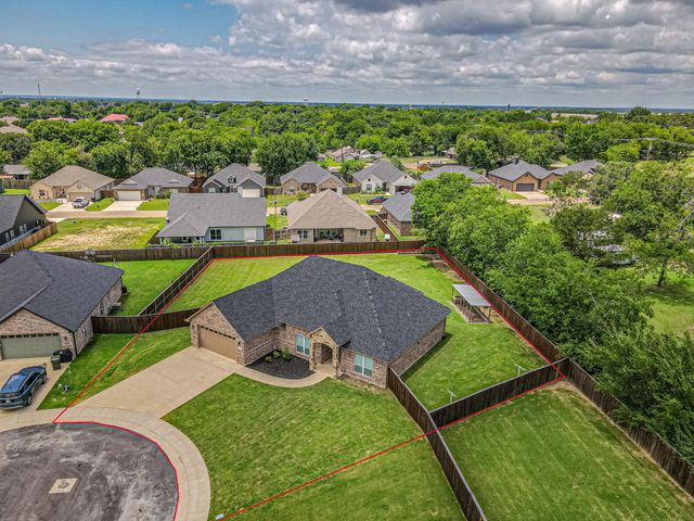 533 Limestone Circle, Mabank, TX 75147