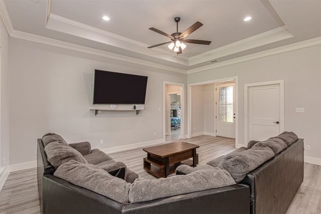 533 Limestone Circle, Mabank, TX 75147