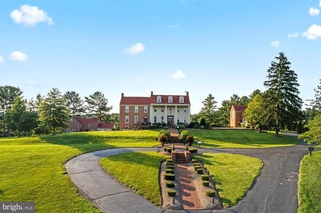 15164 BERLIN TPKE, Purcellville, VA 20132